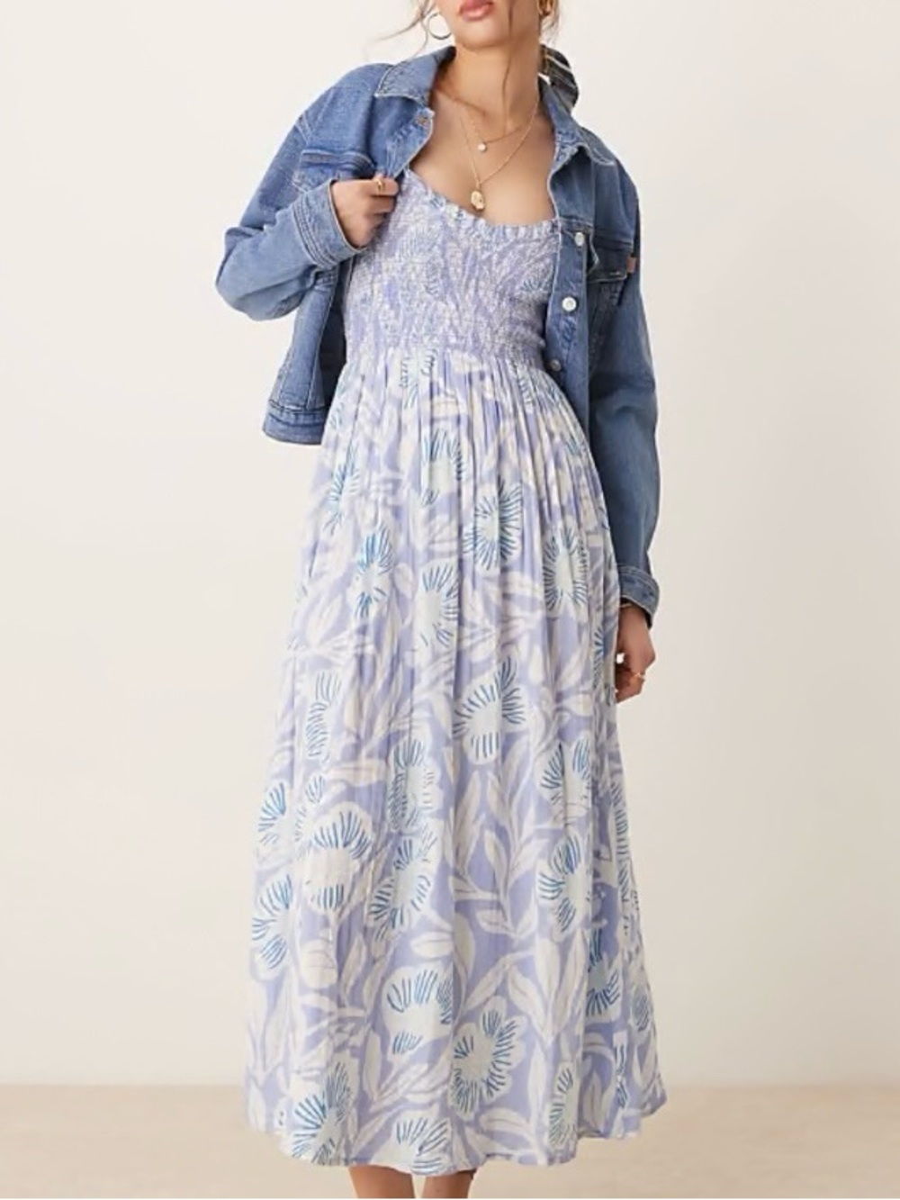 Free People Sweet Nothings  Flowy Blue Floral Smocked Midi Dress SZ L - Picture 16 of 16